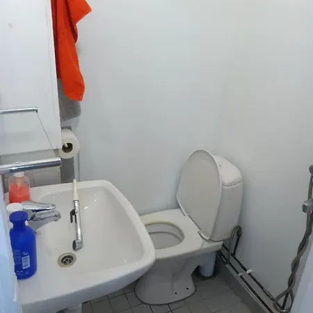 Vanhan Puukerrostalon 30m2 Asunto Minimi 2 Yoetae