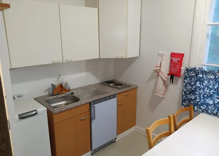 Апартаменты Vanhan Puukerrostalon 30m2 Asunto Minimi 2 Yoetae